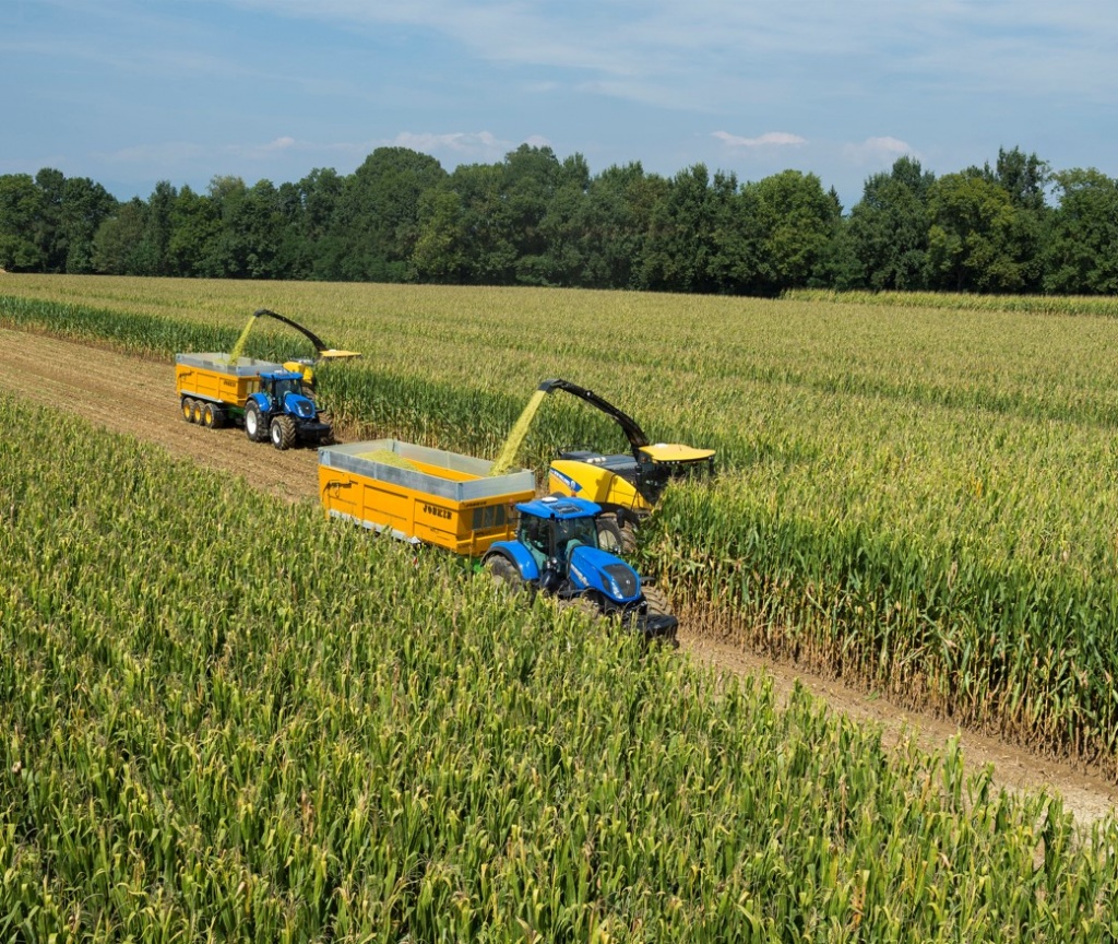 New Holland FR 4.jpg